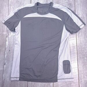 Lululemon Mens Metal Vent Tech Shirt Size Large Gray Solid Short Sleeve Tee